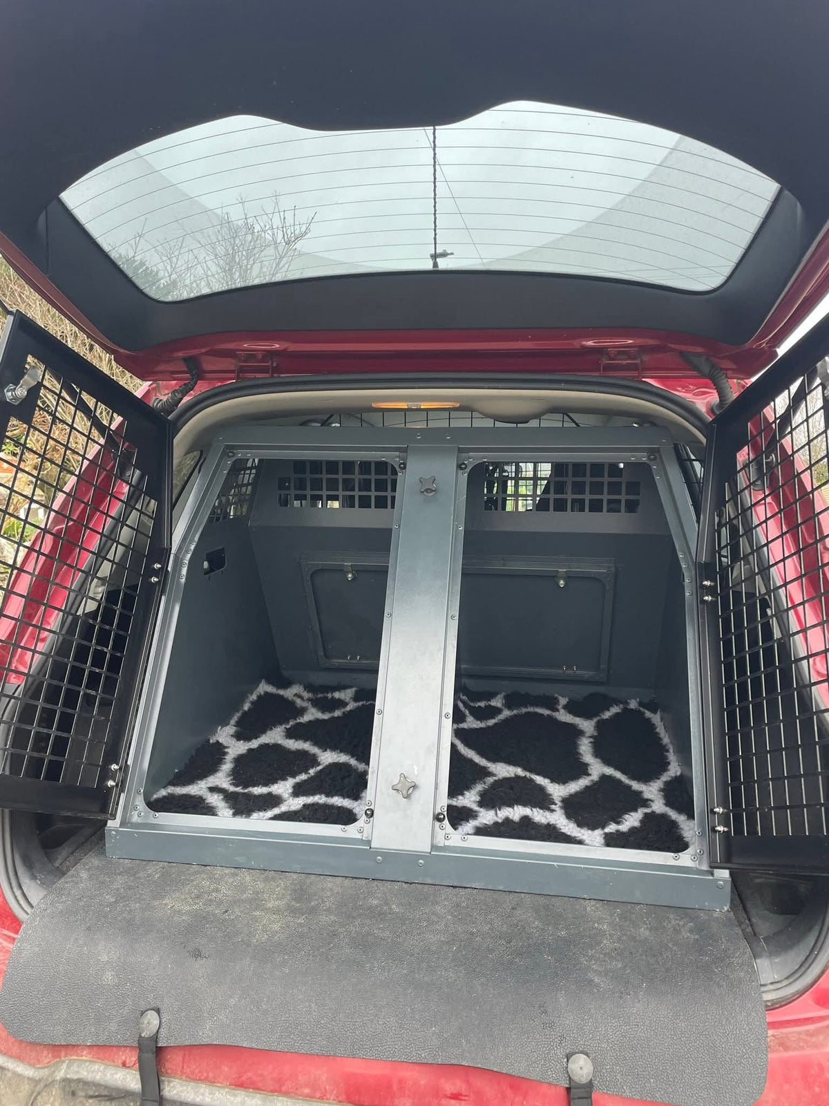 DB316 - Double Dog Transport Cage