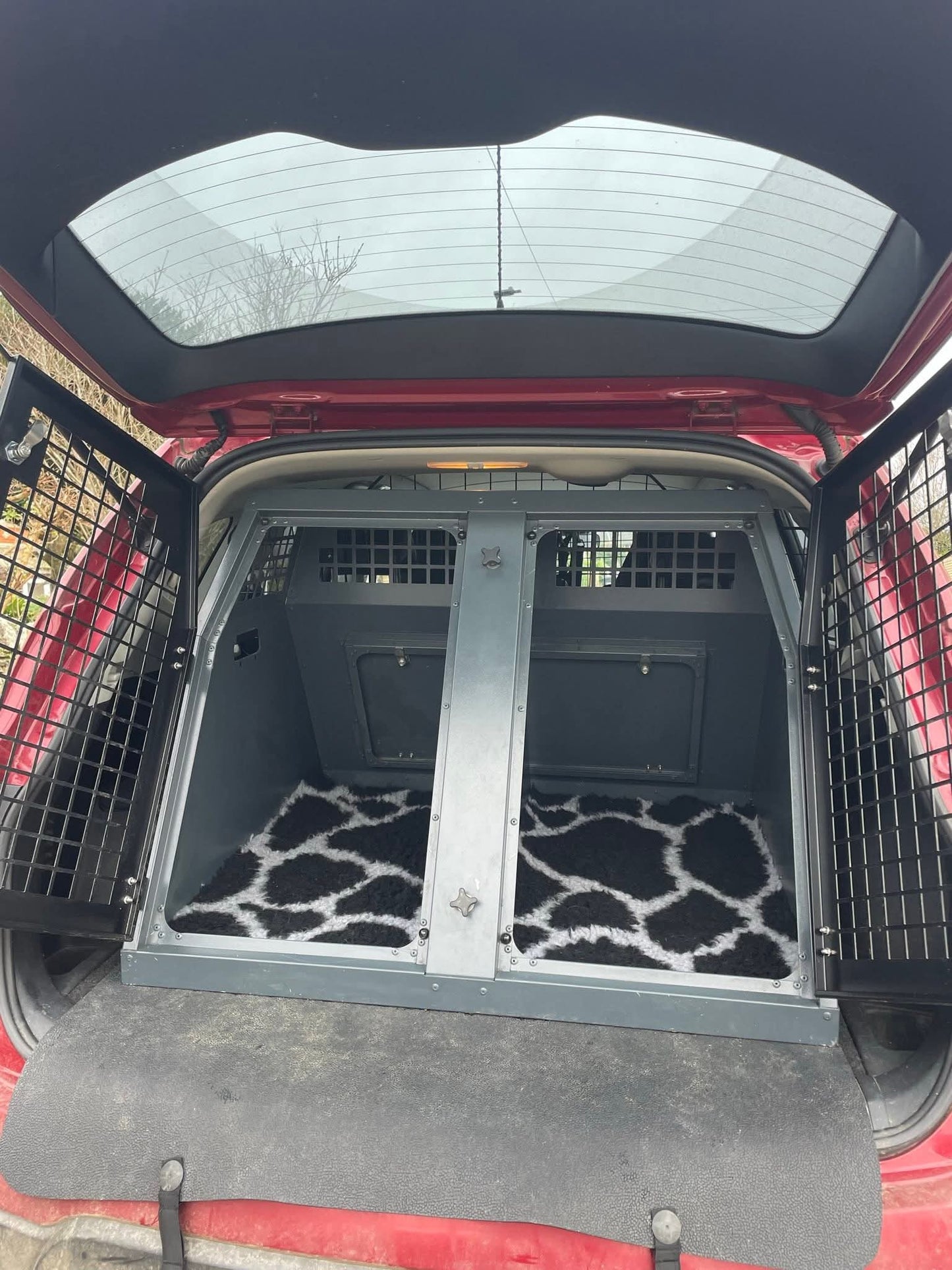 DB316 - Double Dog Transportation Cage