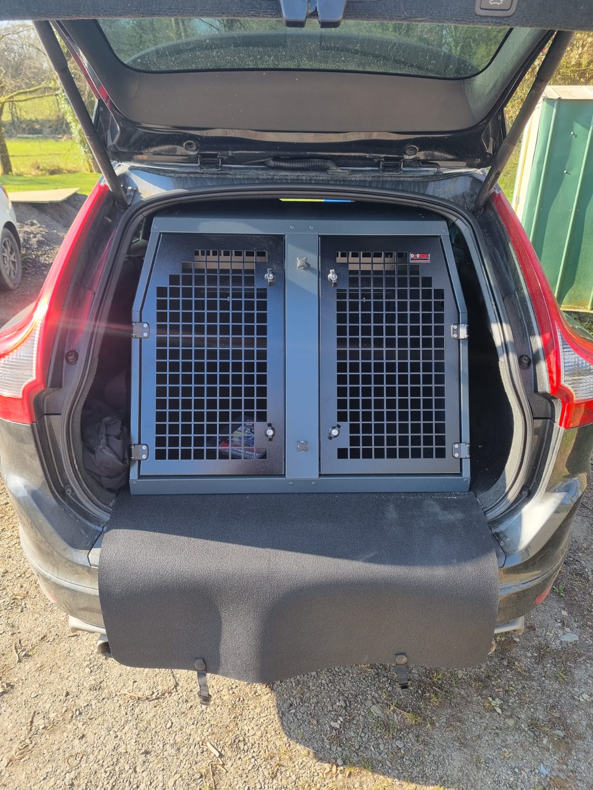DB316 - Double Dog Transport Cage