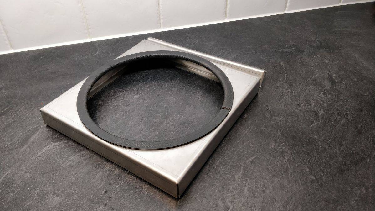 Single Dog Bowl Holder