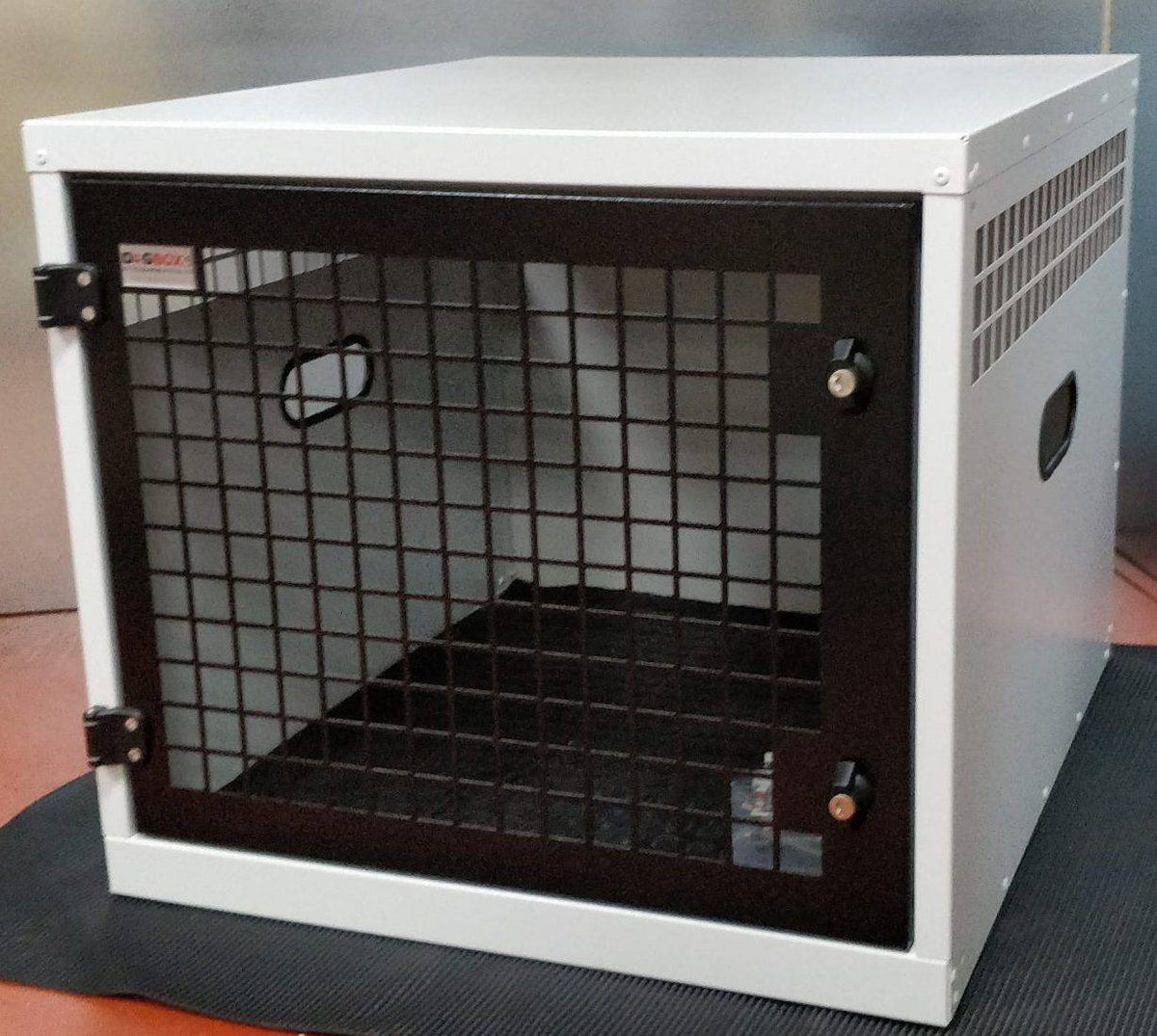 DB54 - Medium Single Dog Transport Cage
