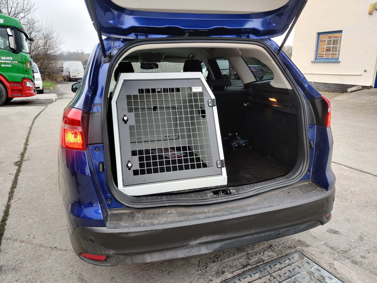 DB47 - Single Dog Transport Cage