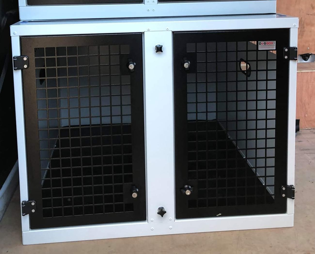 DB05 - Large Double Dog Transport Cage